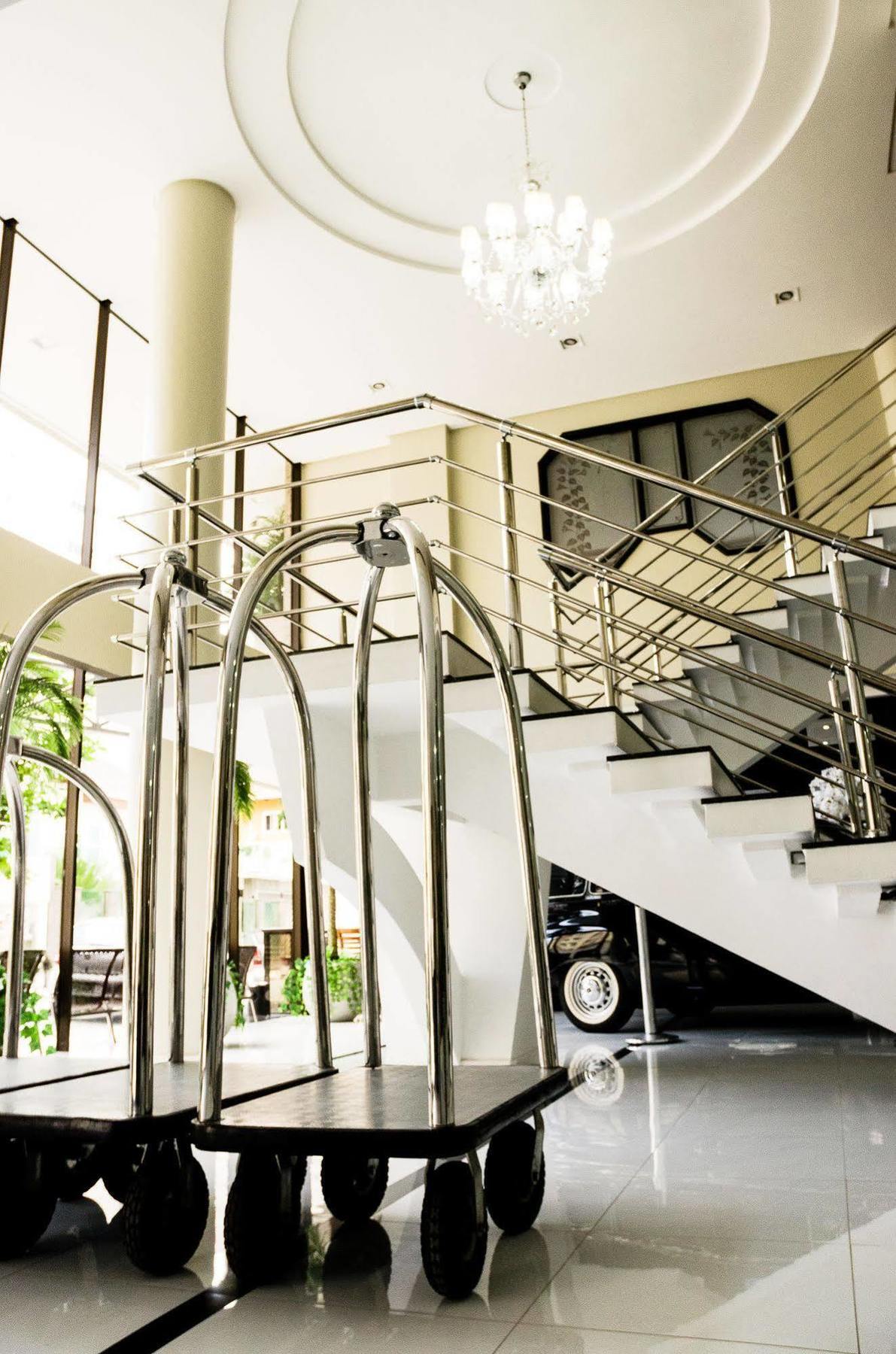 Hotel San Marino Cassino 4*