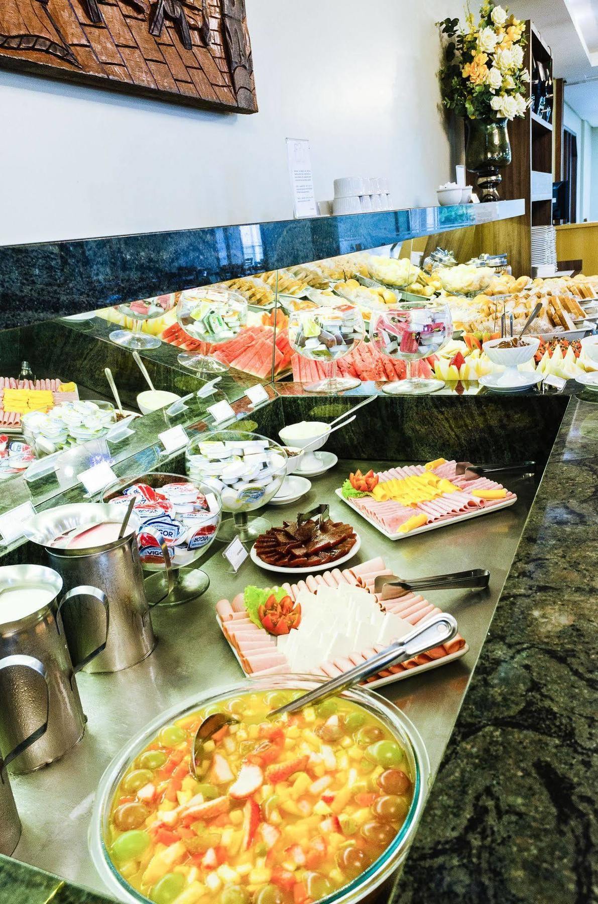 Hotel San Marino Cassino Balneário Camboriú